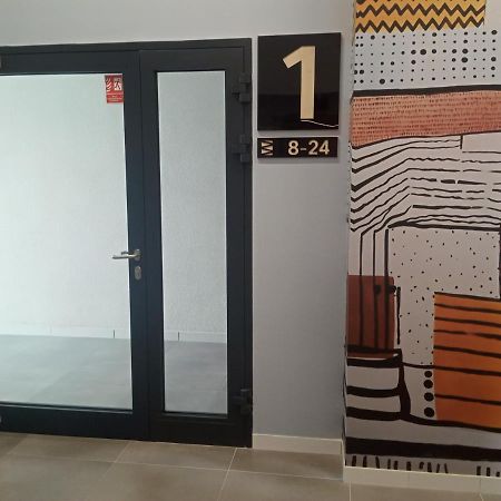 Wroclove Airport Loft Wroclaw Exterior photo