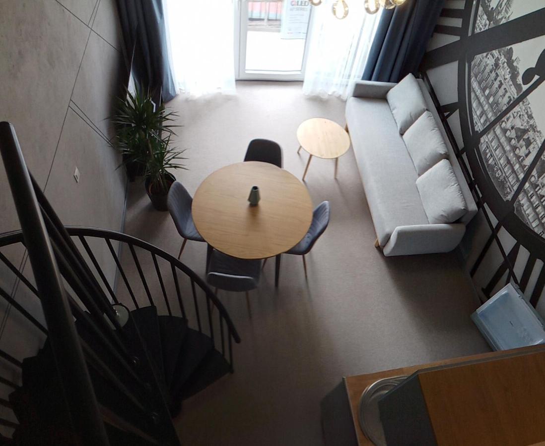 Wroclove Airport Loft Wroclaw Exterior photo
